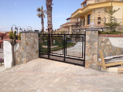 Ferforje Villa Kapıları